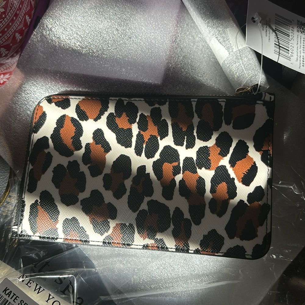 Kate spade nwt wristlet new